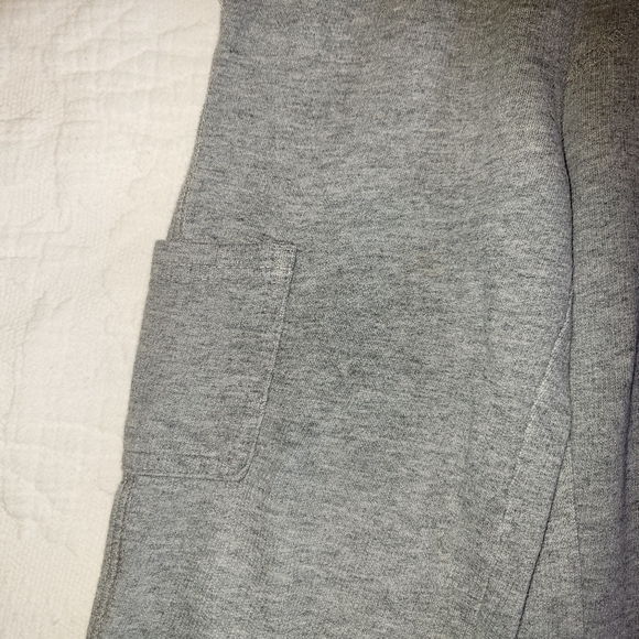 Garanimals Sweatshirt and Jumping Bean Sweatpant Outfit - Picture 5 of 6